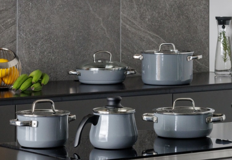 フュージョンテック ミネラルプロ ハイキャセロール24cm MQ - WMF公式